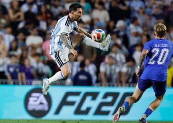 Messi, Mbappé y Haaland debutan en el Mundial