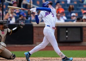 Mets vencen a Padres con jonrón de Carson Benge