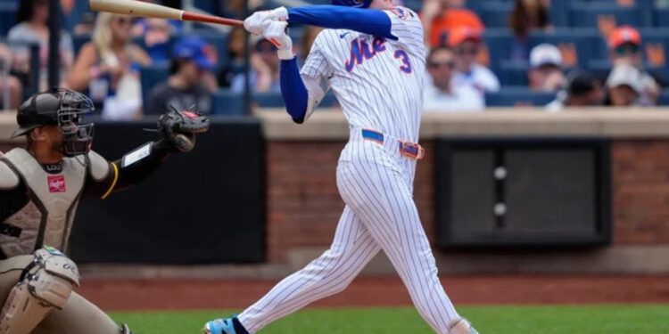 Mets vencen a Padres con jonrón de Carson Benge