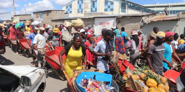 Migración regulará acceso a mercados fronterizos