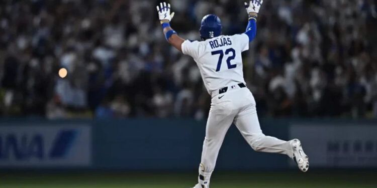 Miguel Rojas decide triunfo de Dodgers sobre Rays