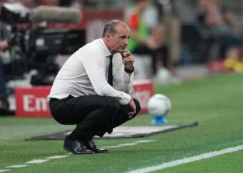 Milan despide a Allegri y Furlani tras fracaso en Serie A