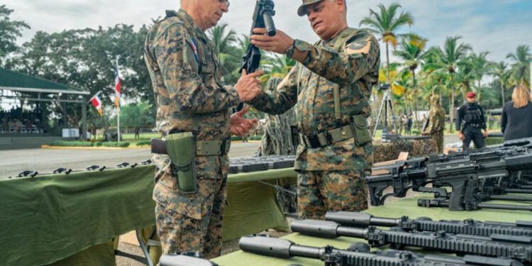 Ministerio de Defensa fortalece al Ejército