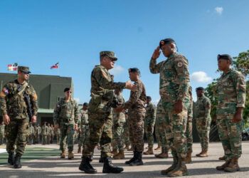 Ministro de Defensa supervisa frontera en Jimaní
