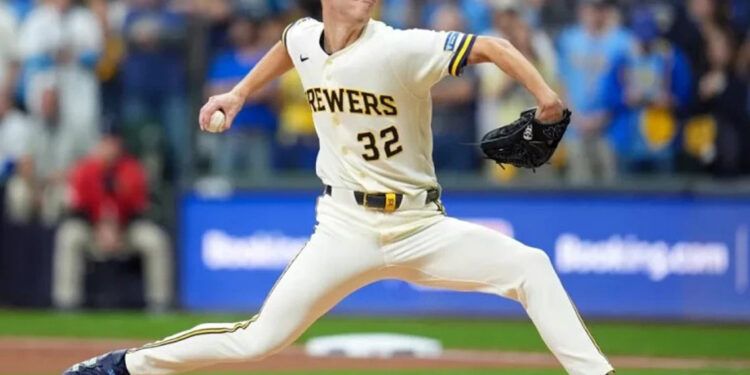 Misiorowski abrirá la Serie Mundial con recta de 104 mph