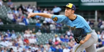 Misiorowski domina y Cerveceros vencen a Cachorros