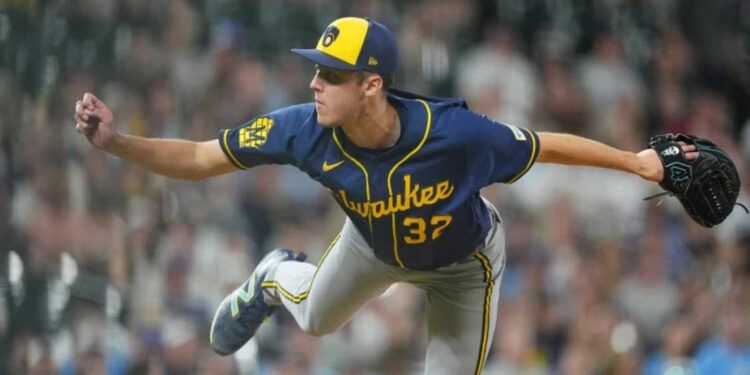 Misiorowski impone marca y Milwaukee vence a Rockies