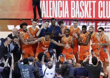 Montero impulsa al Valencia a la Final a Cuatro