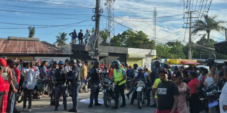Niña muere en accidente de tránsito en Barahona