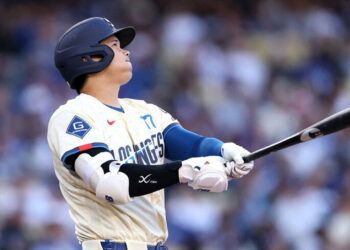 Ohtani regresa con Dodgers tras ser padre otra vez