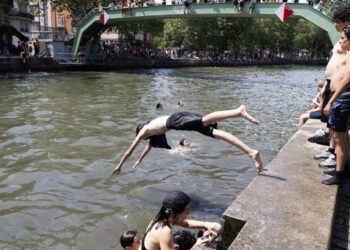 Ola de calor en Francia amenaza récord de 2003