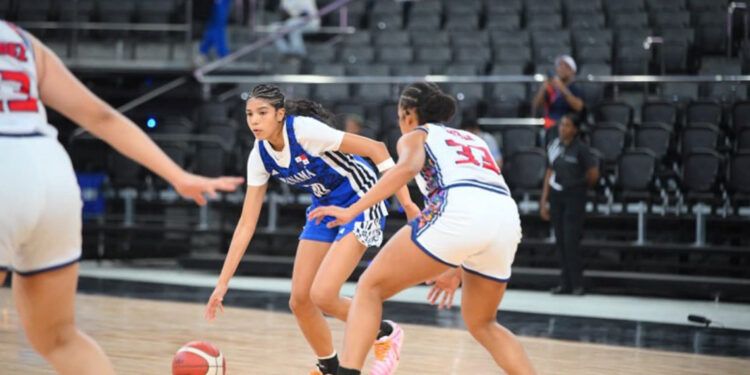 Panamá domina a Costa Rica en baloncesto femenino