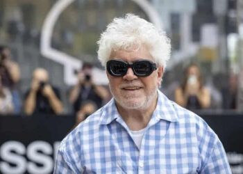Pedro Almodóvar quiere llevar al cine la novela Peces