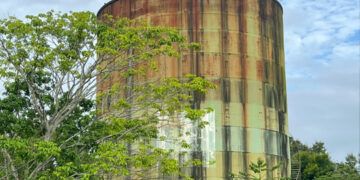 Pimentel protesta por falta de agua en varios sectores