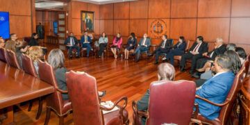 Poder Judicial acuerda alza salarial con Hacienda