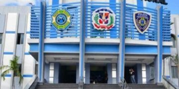 Policías matan accidentalmente a teniente retirado