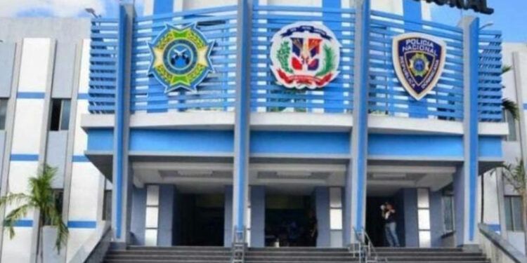 Policías matan accidentalmente a teniente retirado