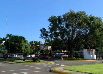 Prevén lluvias en la tarde por frente y vaguada