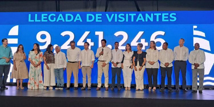 RD recibe más de 9.2 millones de visitantes