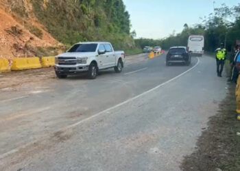 Restablecen tránsito en carretera Juan Pablo II