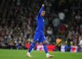 Rogers marca en su debut y Chelsea vence al Fulham