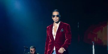 Romeo Santos y Karol G brillan en premios ASCAP