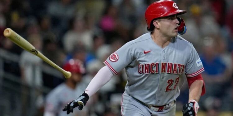 Sal Stewart decide triunfo de Rojos sobre Padres