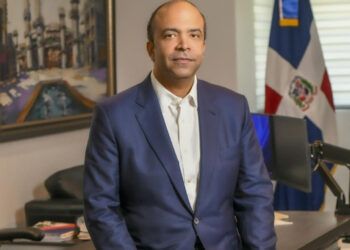 Samuel Pereyra demanda a Carlos Rubio