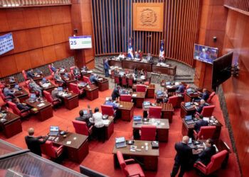 Senado recibe proyecto de reforma fiscal
