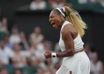 Serena se retira del dobles en Wimbledon por lesión