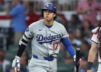 Shohei Ohtani baja su ofensiva, pero Dodgers avanzan