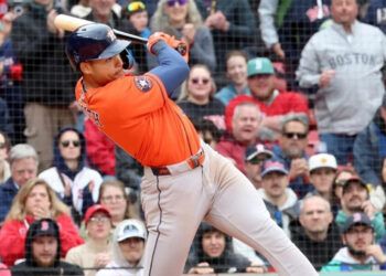 Smith decide triunfo de Astros sobre Medias Rojas