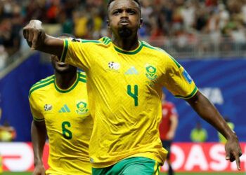Sudáfrica empata con República Checa y sigue con vida