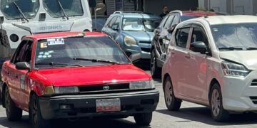 Suspenden alza del pasaje en Santiago tras acuerdo