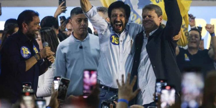 Tarcísio de Freitas logra amplia reelección en São Paulo