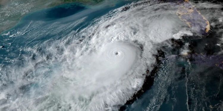 Temporada ciclónica inicia con calor y lluvias aisladas