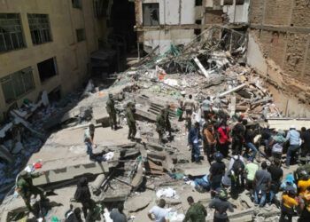 Terremoto en Colombia deja al menos 240 muertos