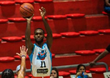 Titanes vencen a Cañeros con Reyes y Ferguson