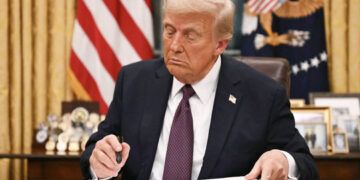 Trump dice que Estados Unidos atacará otra vez a Irán