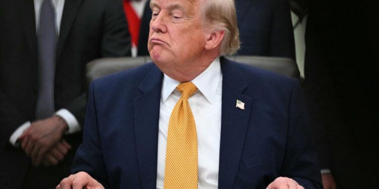 Trump sube tarifas para ciudadanía en Estados Unidos