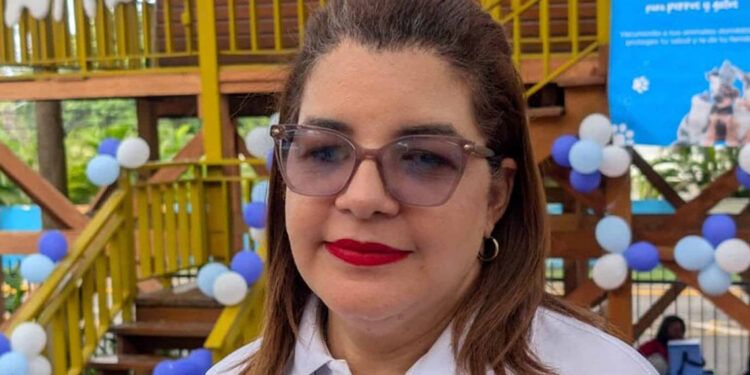 Vacunar perros y gatos previene la rabia en humanos