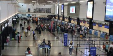 Venezolanos buscan ruta alterna desde RD hacia su país
