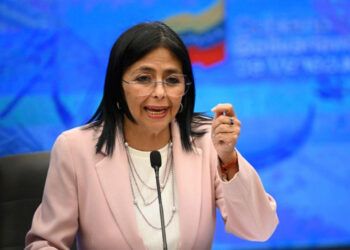 Venezuela revisa seguridad con petroleras en Orinoco