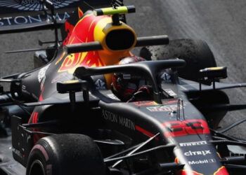 Verstappen logra su primera pole del año en la F1