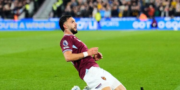 West Ham golea a Wolves y hunde a Tottenham