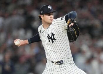 Yankees aplastan 9-0 a Medias Rojas con gran noche de Rice