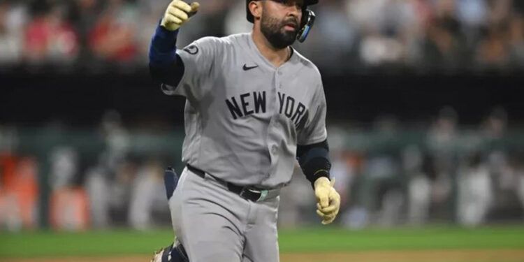 Yankees ganan y Ali Sánchez pega su primer jonrón