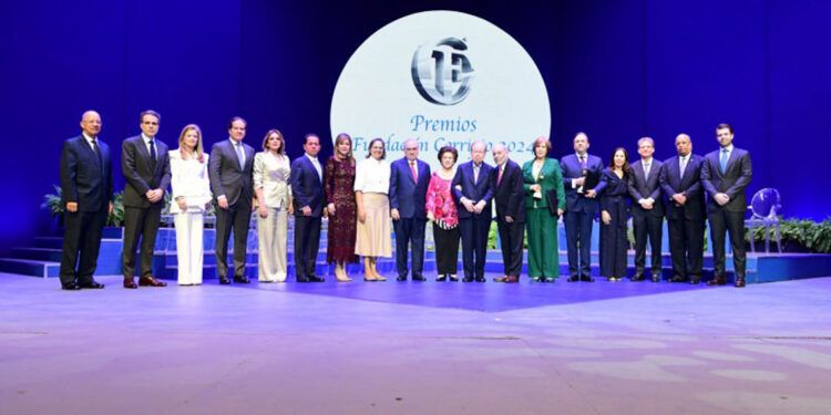 Premios Fundación Corripio 2024: reconocen a personalidades y una institución benéfica