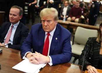 multa de US$355 millones a Trump