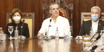 Abinader afina estrategias electorales a días de los comicios en RD